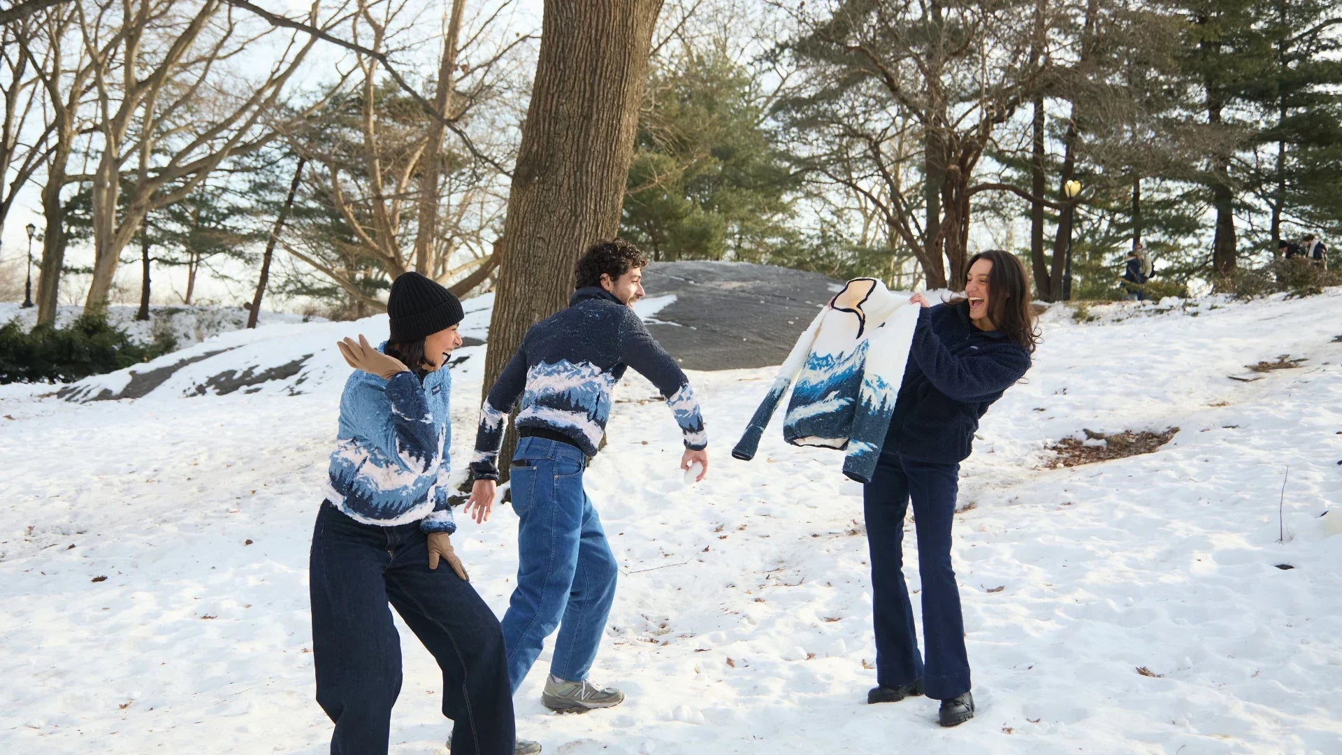 Hoodie oversized en Colombia: guía completa para comprar (fit, telas, outfits y errores comunes)