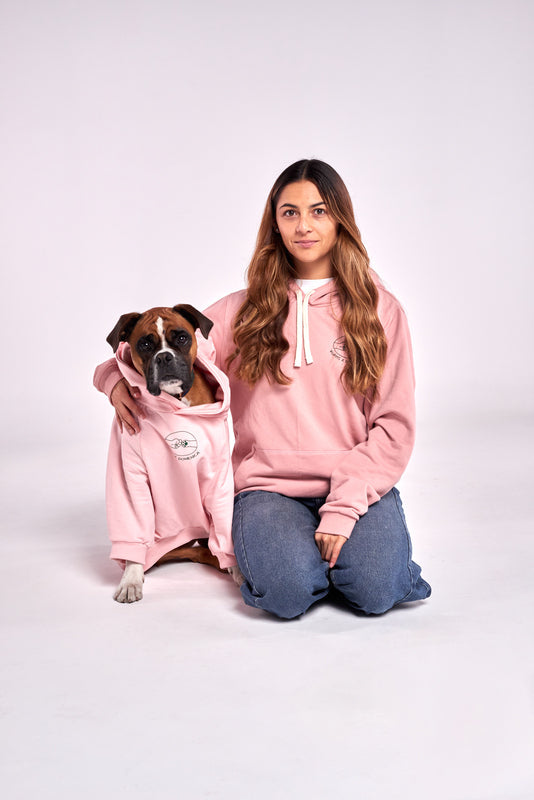 HOODIE ROSADO UNISEX - PUPPIS X DOMENICA