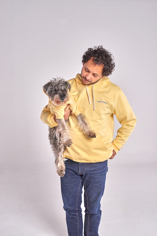 HOODIE AMARILLO UNISEX - PUPPIS X DOMENICA