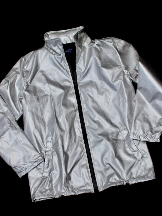 CHAQUETA ROMPE VIENTOS PLATEADA UNISEX - CYGLO X DOMENICA