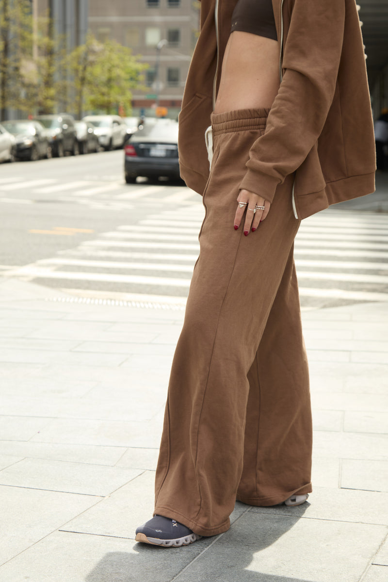 JOGGER CAFÉ / PANTALÓN DE SUDADERA